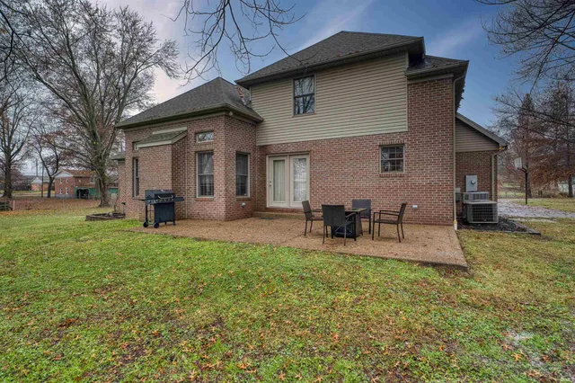 $472,000 | 314 West North Street, Boonville, IN 47601