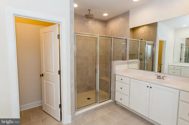 $3,600 | 23187 Hampton Oak Terrace, Brambleton, VA 20148