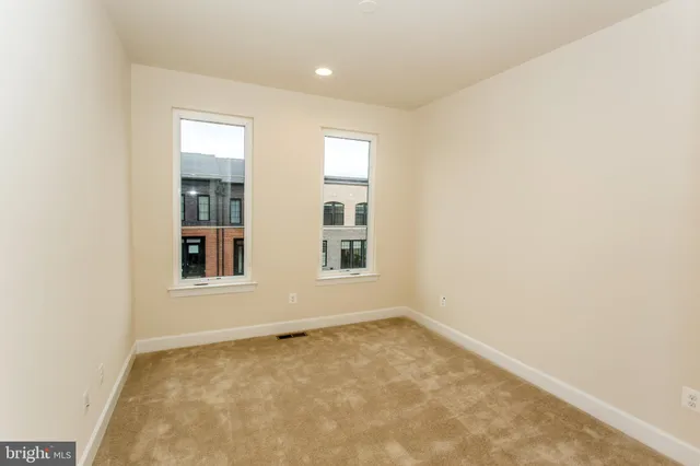 $3,600 | 23187 Hampton Oak Terrace, Brambleton, VA 20148