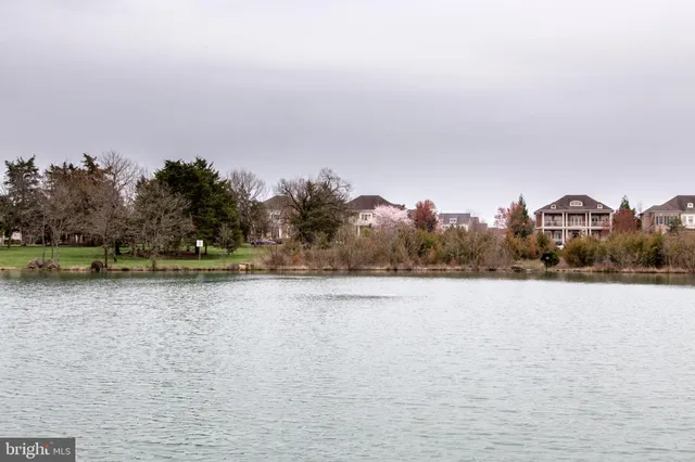 $3,600 | 23187 Hampton Oak Terrace, Brambleton, VA 20148