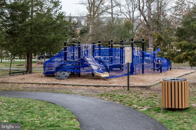 $3,600 | 23187 Hampton Oak Terrace, Brambleton, VA 20148