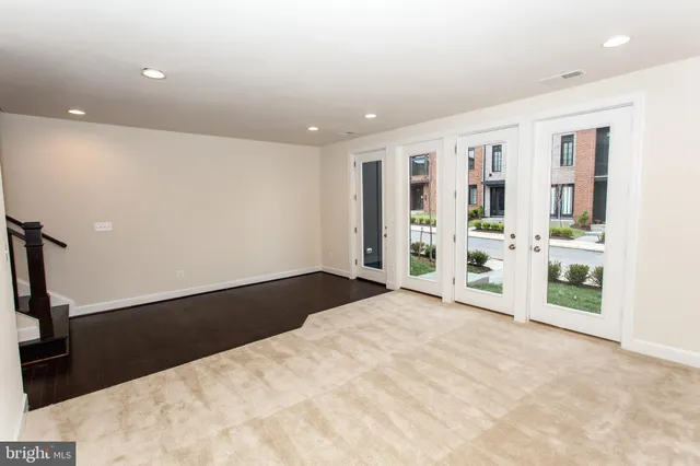 $3,600 | 23187 Hampton Oak Terrace, Brambleton, VA 20148