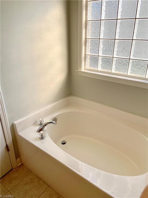 504 Barnsdale Ridge Road Kernersville, NC 27284 - Photo 16 of 29 Gallery Image 16
