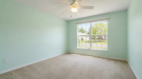 $3,300 | 515 South Valencia Circle Southwest, Vero Beach, FL 32968