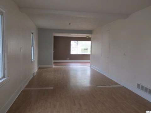 6475 Rouget Road Palmyra, MI 49268 - Photo 6 of 9 20418716-5.JPG