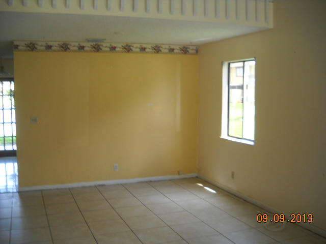 3001 Poolside Drive Greenacres, FL 33463 - Photo 3 of 11 DSCN2690