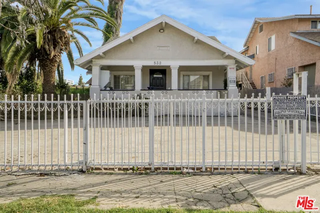 $1,450,000 | 532 North Berendo Street, Los Angeles, CA 90004