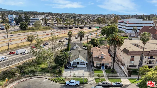 $1,450,000 | 532 North Berendo Street, Los Angeles, CA 90004