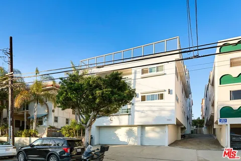$1,475,000 | 2431 3rd Street, Unit 7, Santa Monica, CA 90405