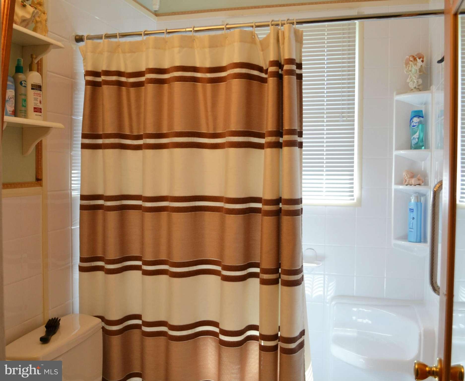 6421 Chell Road Columbia, MD 21044 - Photo 15 of 25 a view of walk in closet