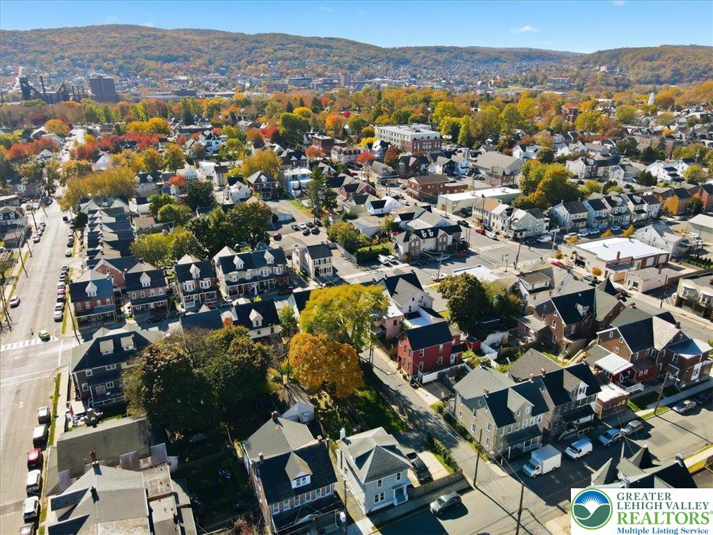 322 East Garrison Street Bethlehem, PA 18018 - Photo 23 of 24 an aerial view of residential houses with outdoor space