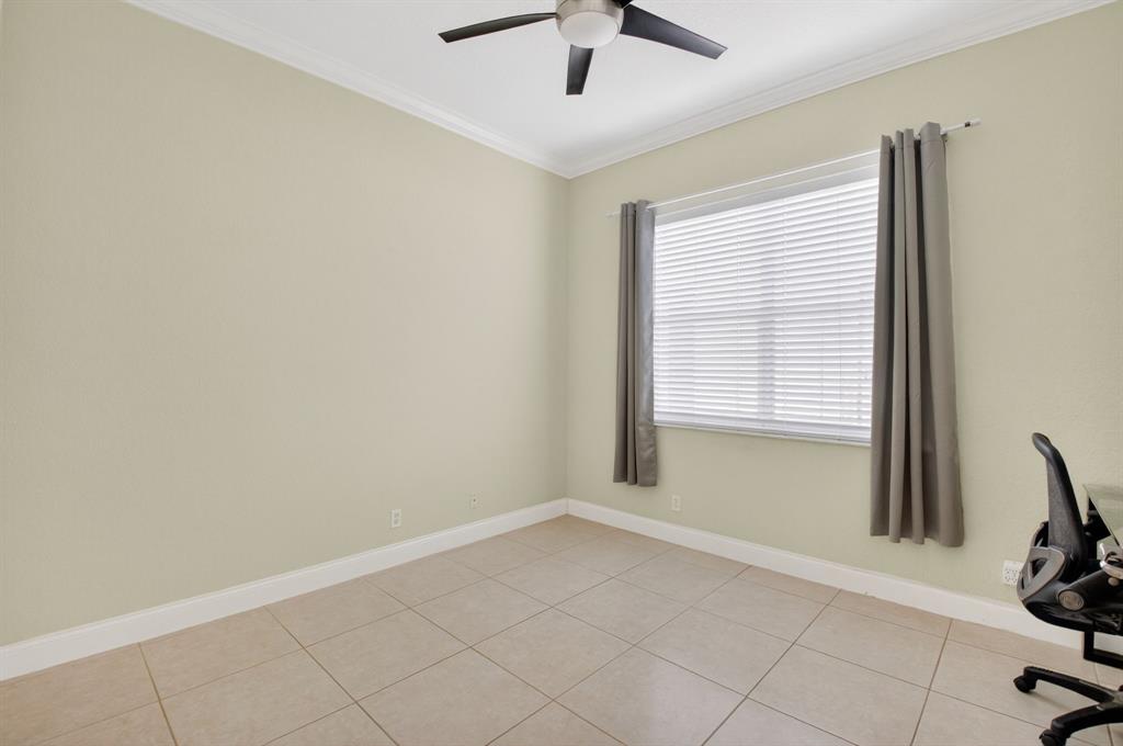 9696 Vineyard Court Boca Raton, FL 33428 - Photo 19 of 35