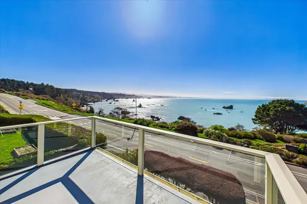 $1,630,000 | 730 Edwards Street, Trinidad, CA 95570