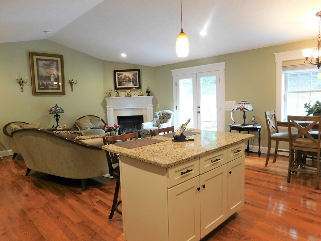 929 Shaker Road, Unit 24 Westfield, MA 01085 - Photo 12 of 28 Gallery Image 12