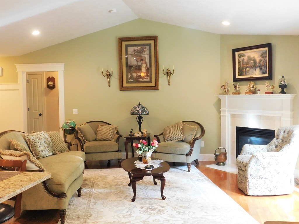 929 Shaker Road, Unit 24 Westfield, MA 01085 - Photo 13 of 28 Gallery Image 13
