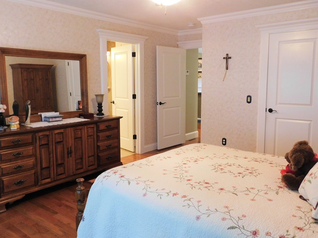 929 Shaker Road, Unit 24 Westfield, MA 01085 - Photo 15 of 28 Gallery Image 15