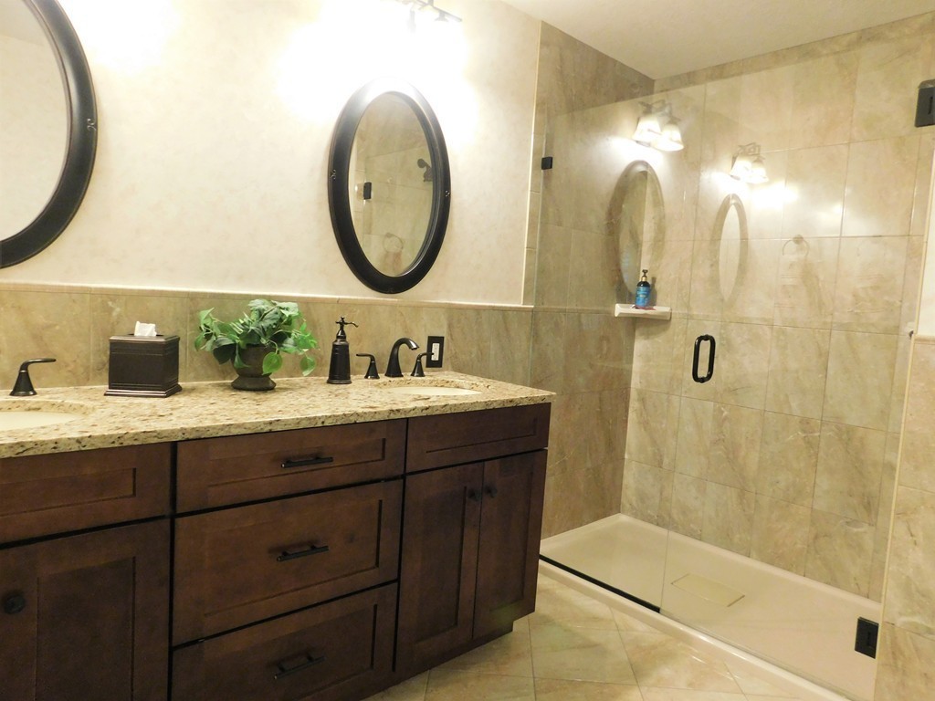 929 Shaker Road, Unit 24 Westfield, MA 01085 - Photo 19 of 28 Gallery Image 19