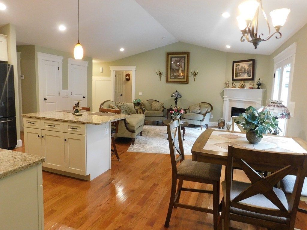 929 Shaker Road, Unit 24 Westfield, MA 01085 - Photo 6 of 28 Gallery Image 6