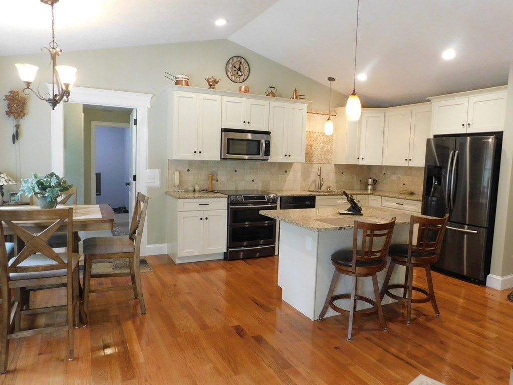 929 Shaker Road, Unit 24 Westfield, MA 01085 - Photo 9 of 28 Gallery Image 9