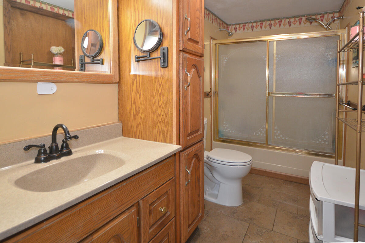 9680 South Enzian Road Delton, MI 49046 - Photo 12 of 40 9680sEnzian_12
