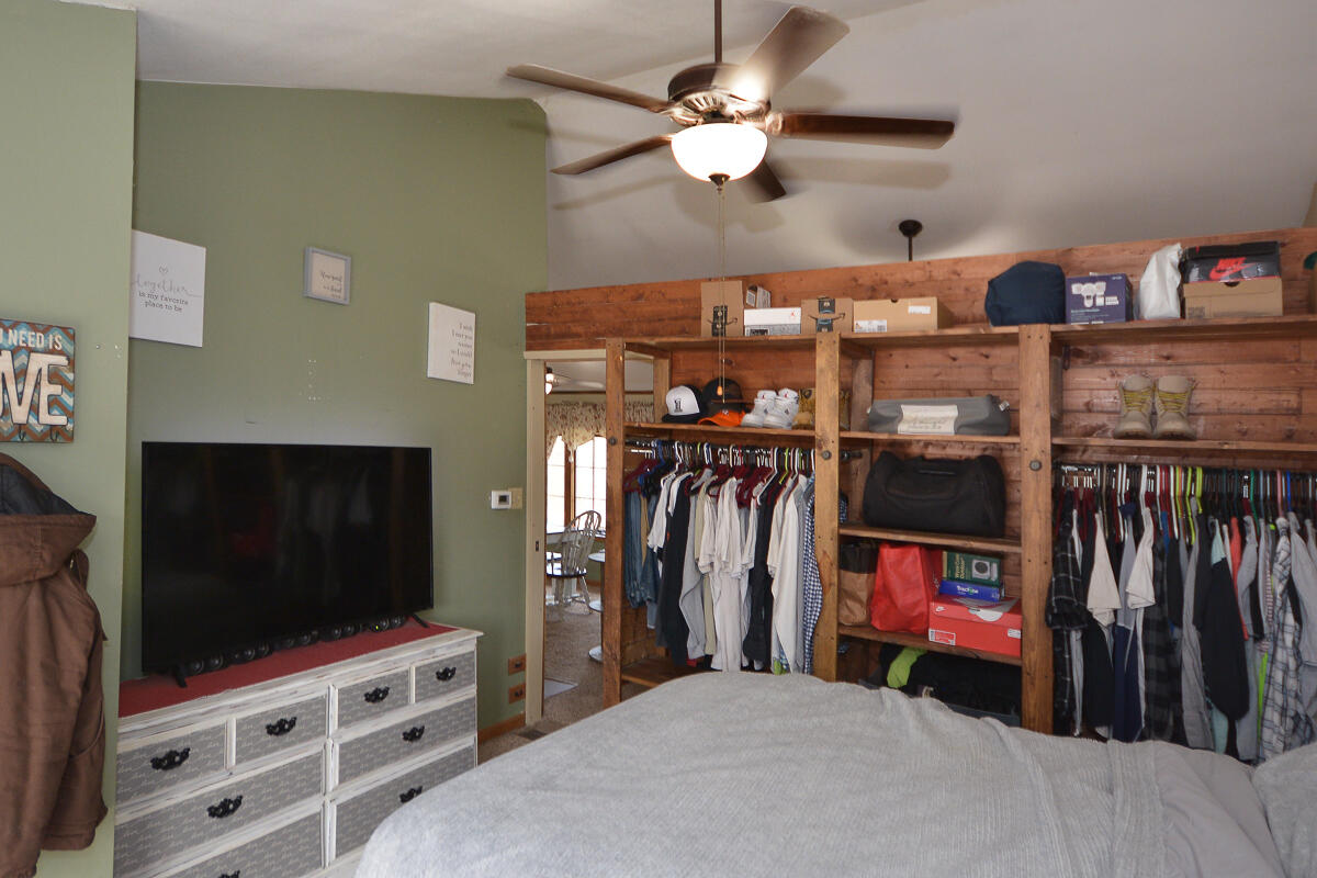 9680 South Enzian Road Delton, MI 49046 - Photo 14 of 40 9680sEnzian_14
