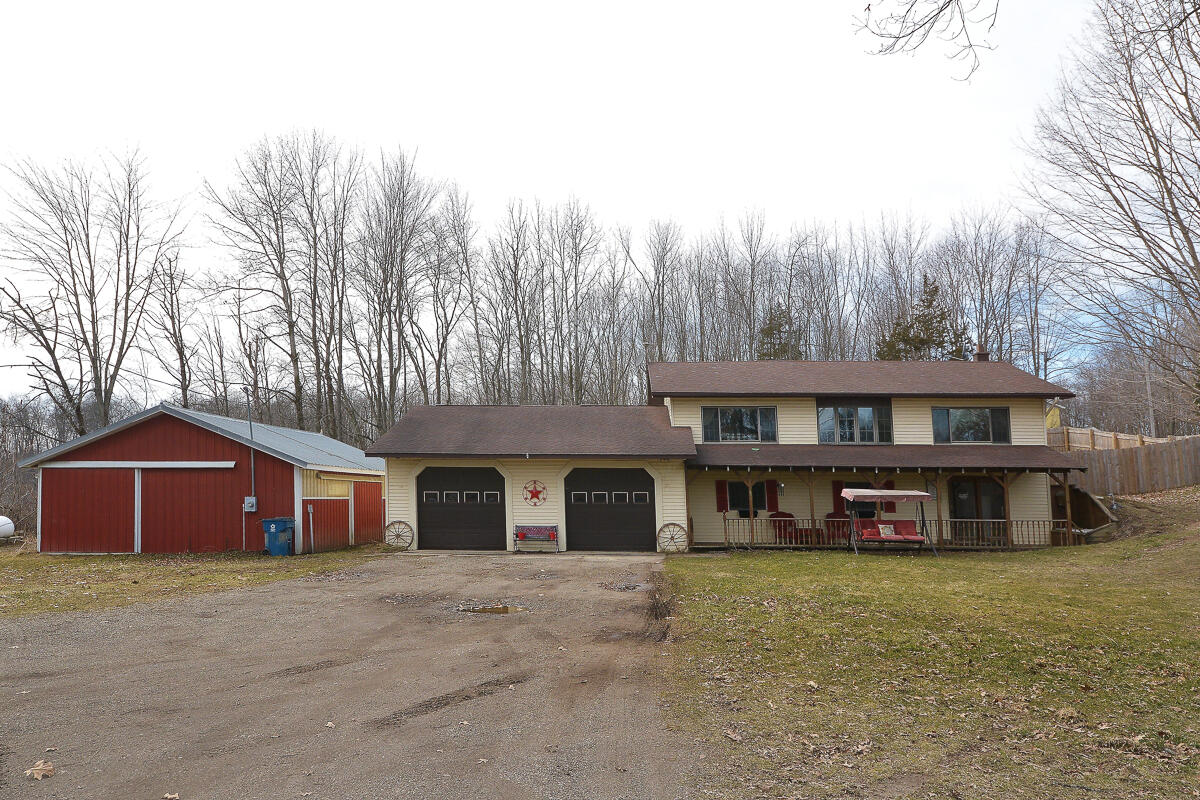 9680 South Enzian Road Delton, MI 49046 - Photo 2 of 40 9680sEnzian_02