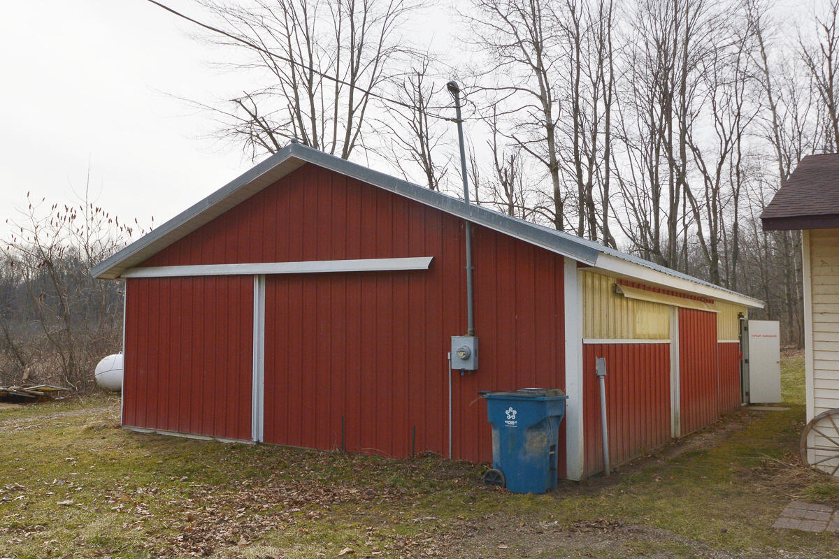 9680 South Enzian Road Delton, MI 49046 - Photo 28 of 40 9680sEnzian_28