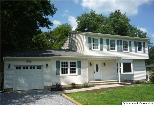 346 Diamond Road Jackson, NJ 08527 - Photo 1 of 23 a view of outdoor space yard and front view of a house