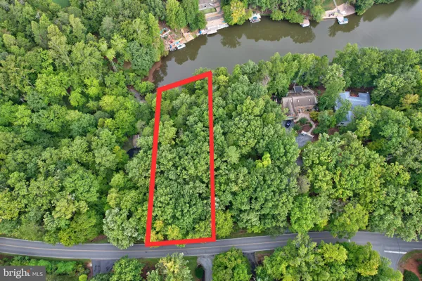 $215,000 | Jefferson Drive, Palmyra, VA 22963
