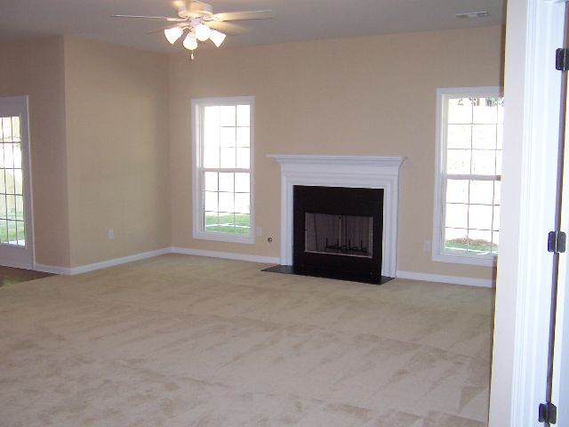 205 Rivanna Lane Greenville, SC 29607 - Photo 3 of 5 Gallery Image 3