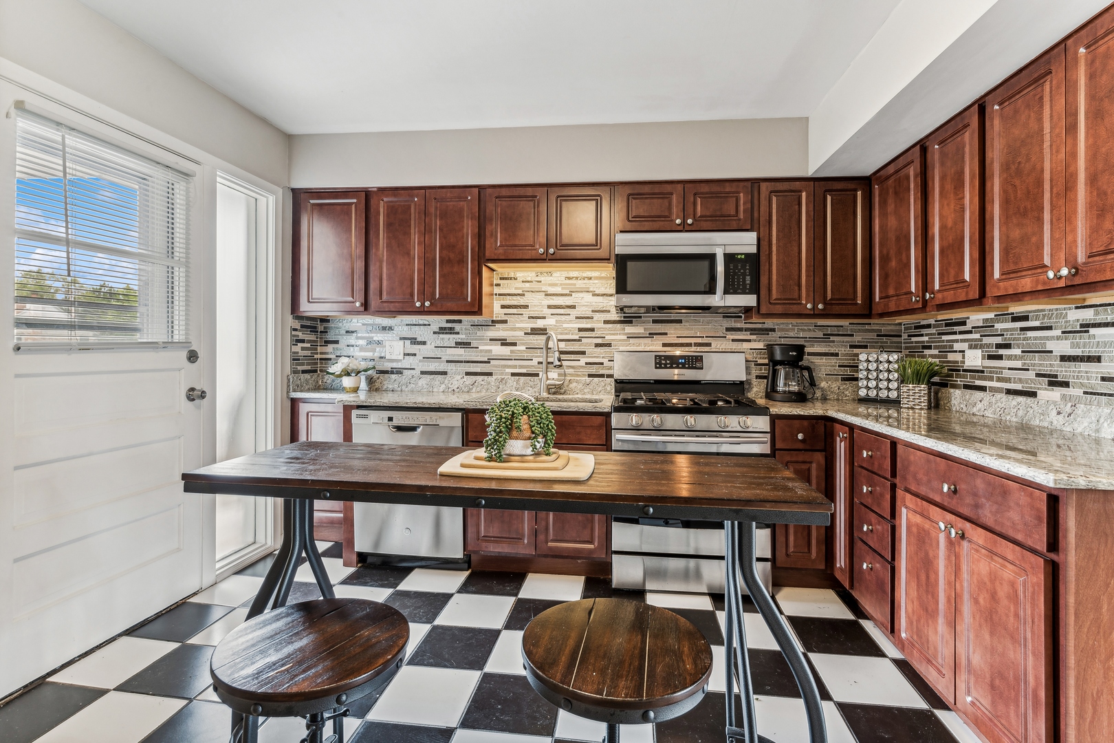960 Shermer Road, Unit 10 Glenview, IL 60025 - Photo 7 of 16