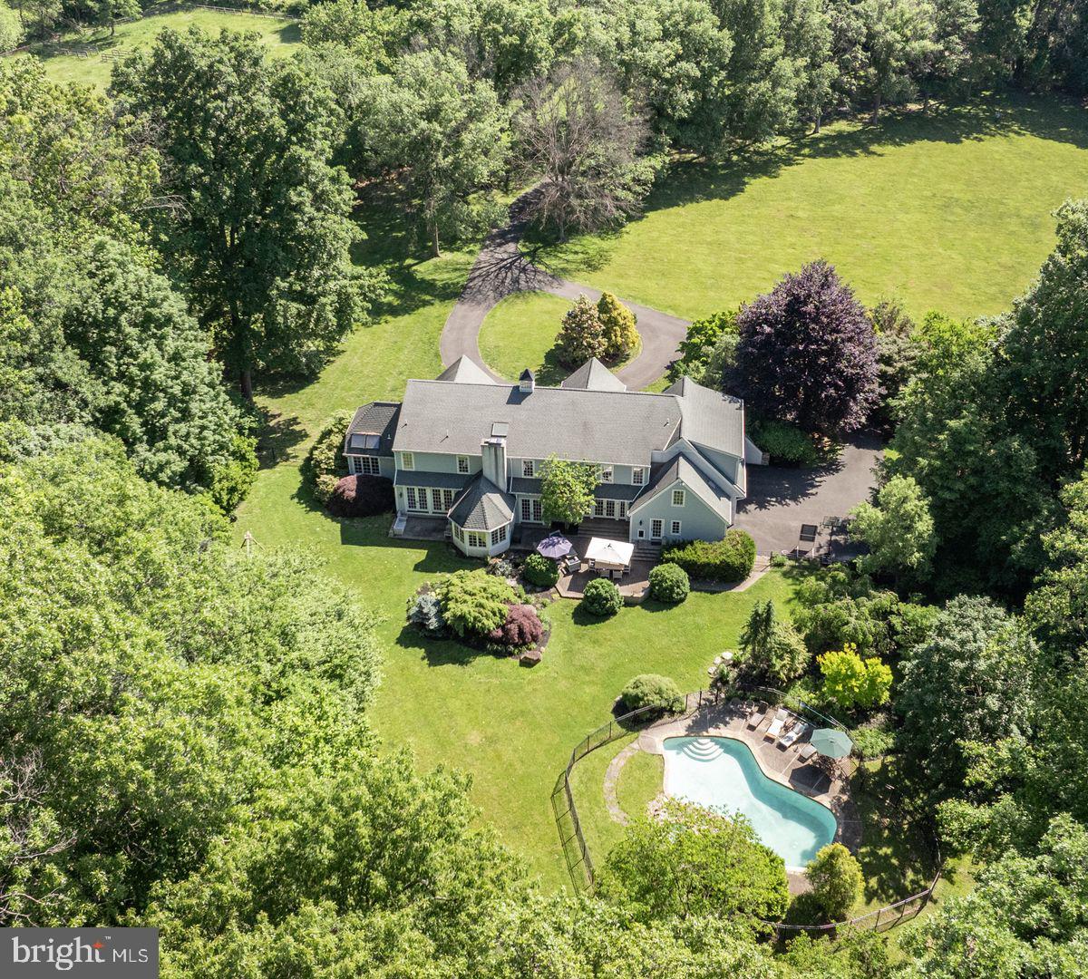 6025 Stoney Hill Road New Hope, PA 18938 - Photo 3 of 14