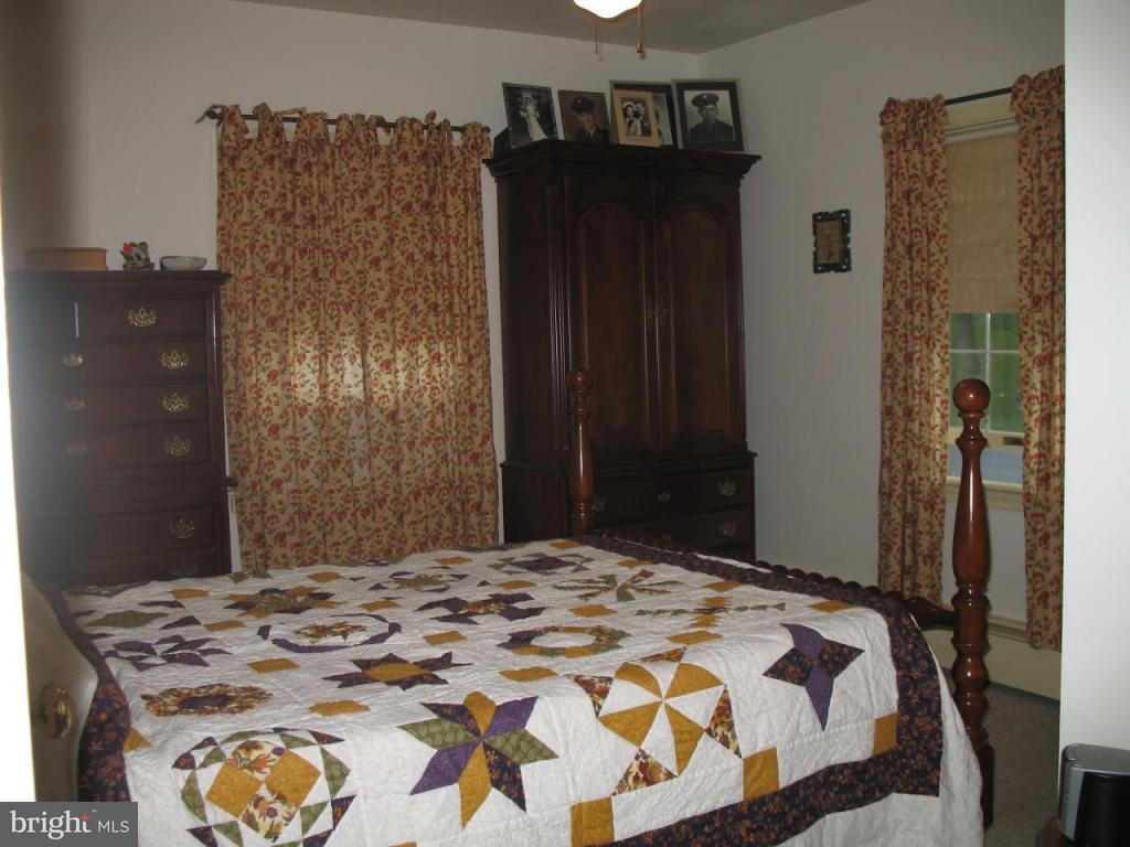 1762 Quarry Road Lebanon, PA 17046 - Photo 5 of 12 Gallery Image 5