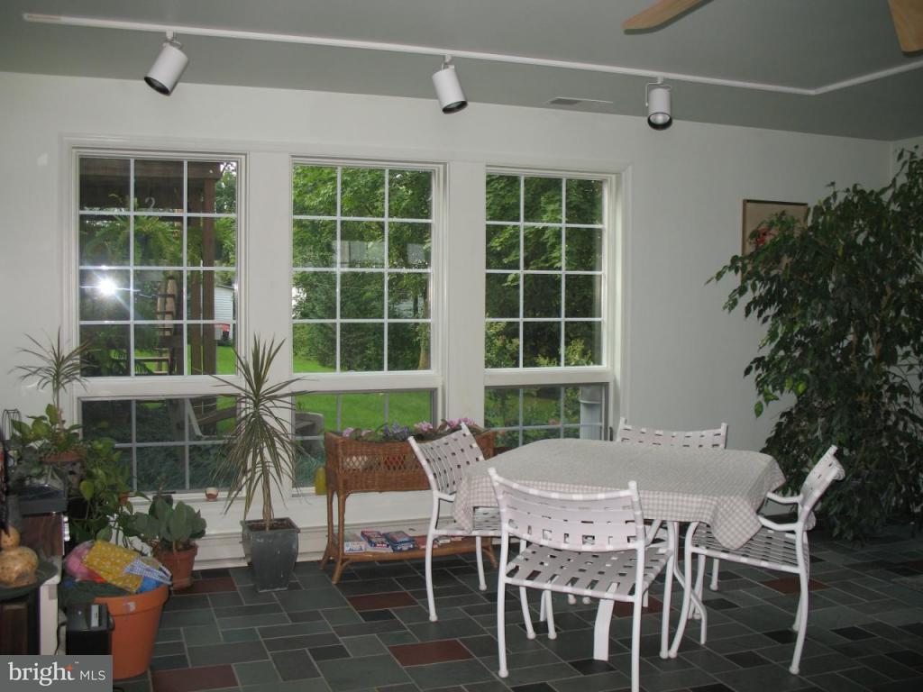 1762 Quarry Road Lebanon, PA 17046 - Photo 10 of 12 Gallery Image 10
