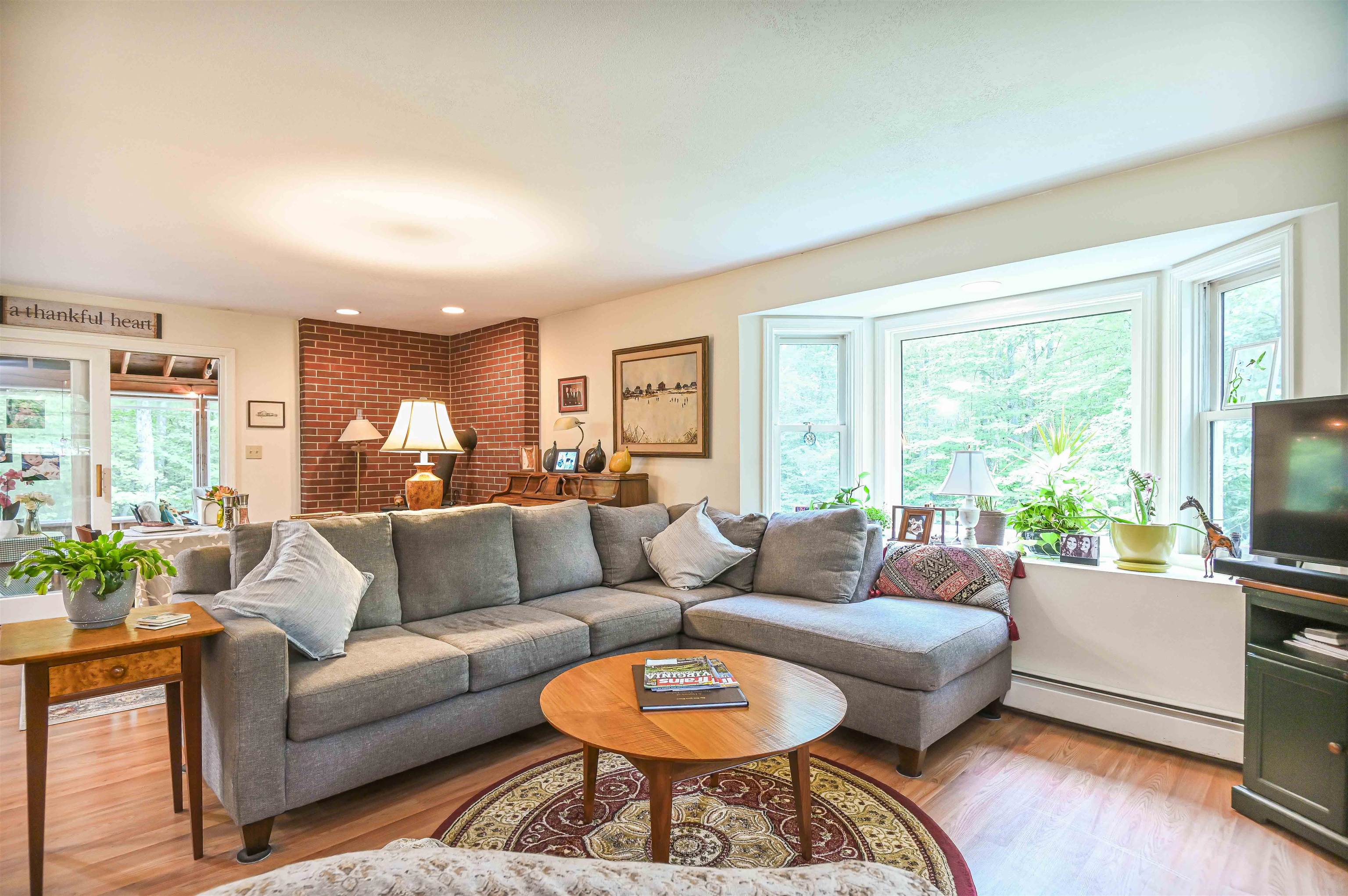 18 Robinson Road Bow, NH 03304 - Photo 6 of 58