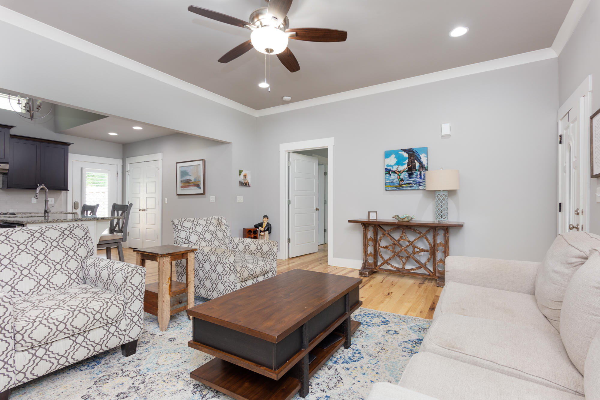 1027 Winthrop Street Chattanooga, TN 37405 - Photo 6 of 22 Entry 1