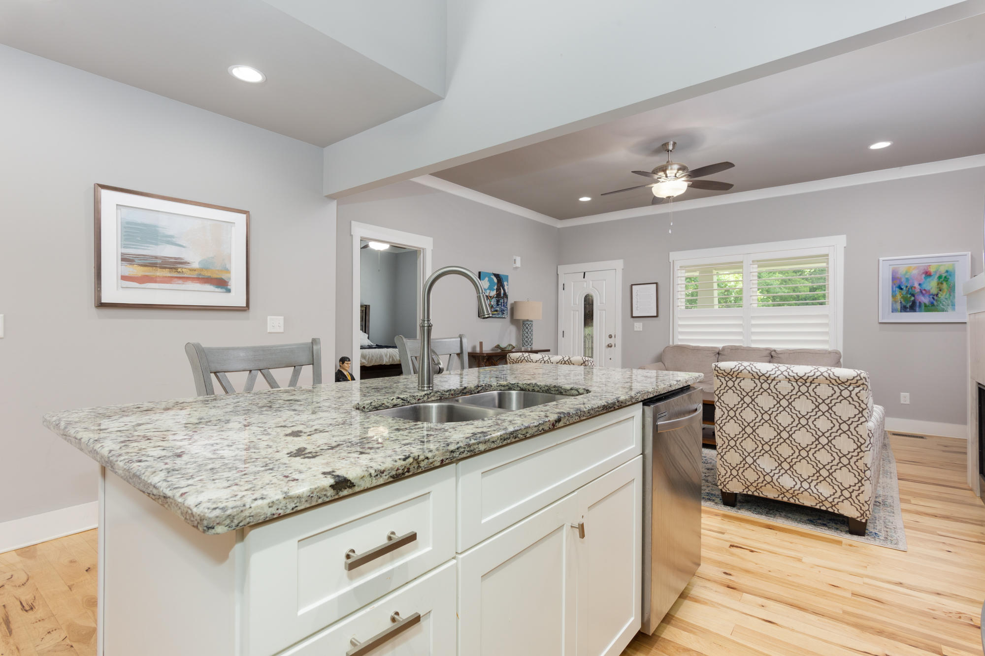 1027 Winthrop Street Chattanooga, TN 37405 - Photo 9 of 22 Kitchen 2