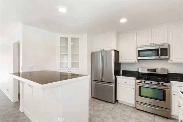 $4,400 | 384 16th Place, Unit B, Costa Mesa, CA 92627