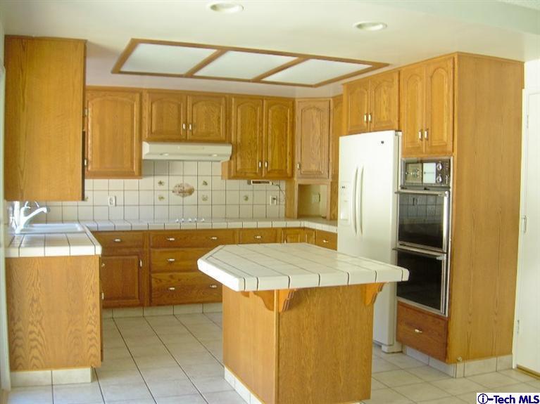 1435 Chamberlain Road Pasadena, CA 91103 - Photo 5 of 9 Additional Photo