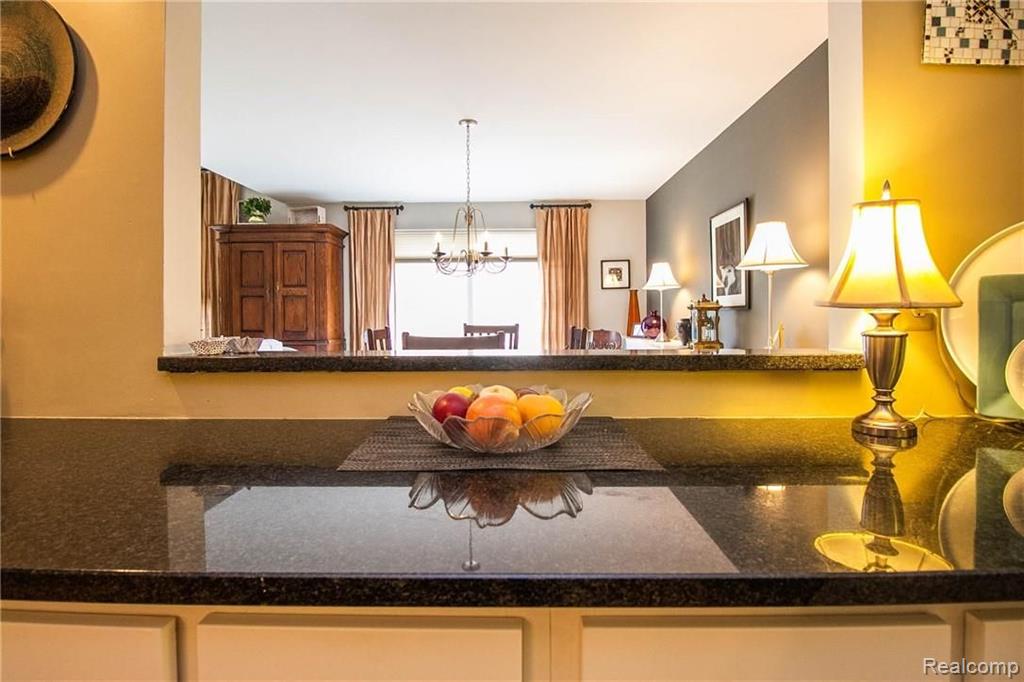 5388 Parkgrove Road, Unit 21 Ann Arbor, MI 48103 - Photo 18 of 35