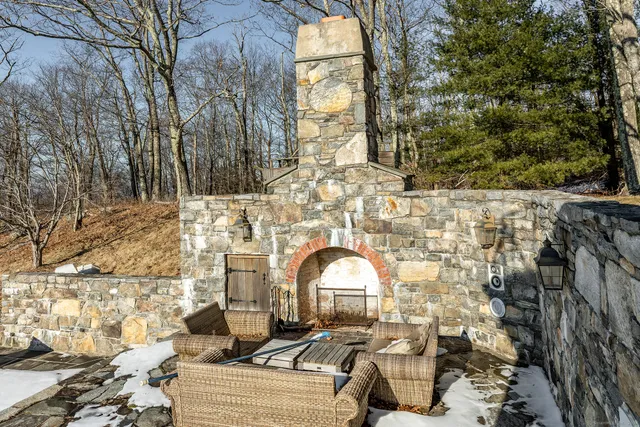 $2,750,000 | 26 Mountain Farm Road, Millerton, NY 12546