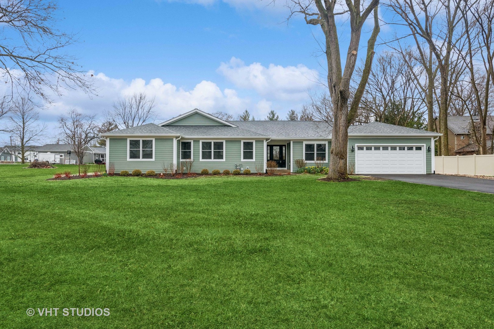 15928 West Woodbine Cir  