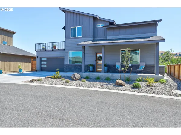 $549,000 | 110 Southshore Avenue, The Dalles, OR 97058