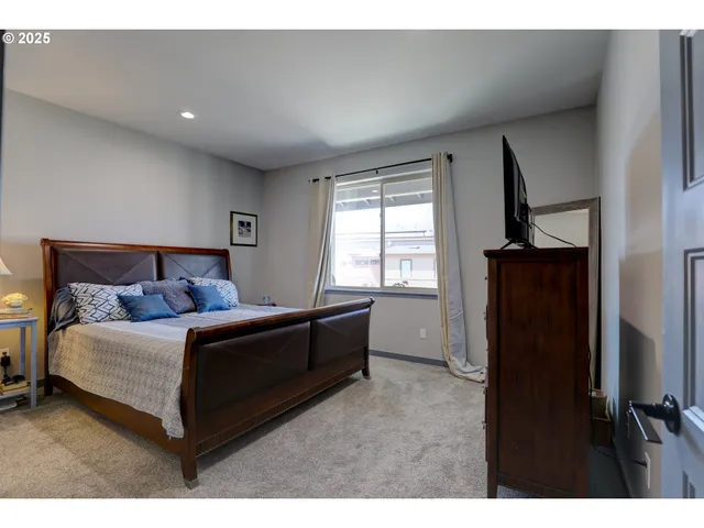 $549,000 | 110 Southshore Avenue, The Dalles, OR 97058