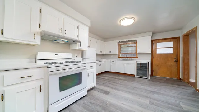 $160,000 | 3016 12th Avenue, Rockford, IL 61108