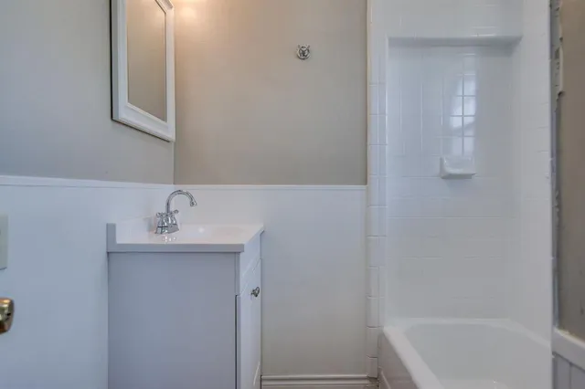 $1,600 | 1910 26th Street, Unit FRONT, Lubbock, TX 79411