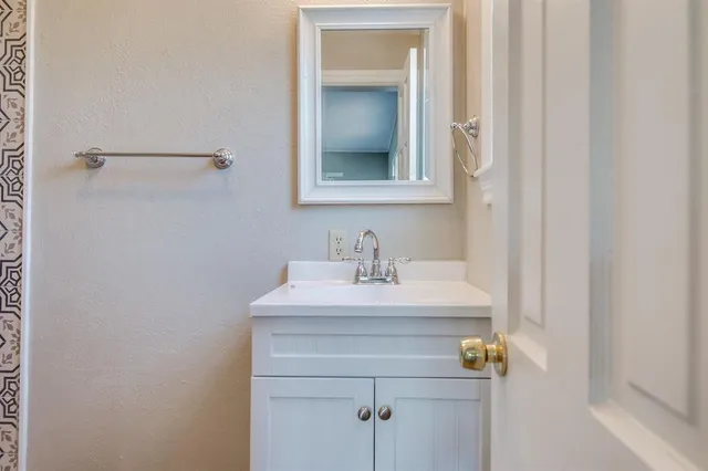 $1,600 | 1910 26th Street, Unit FRONT, Lubbock, TX 79411