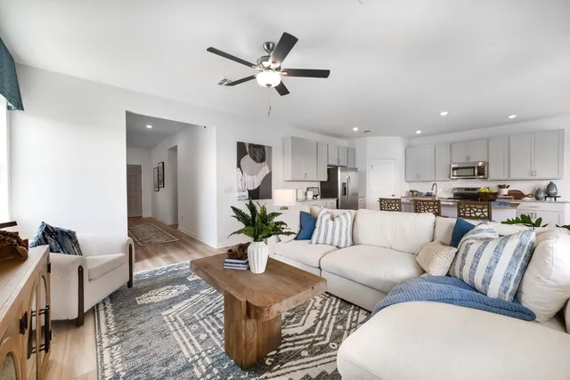 $401,700 | 127 Mad Pupper Drive, Buda, TX 78610