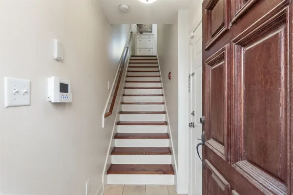 $295,000 | 2424 Navigation Boulevard, Unit D, Houston, TX 77003