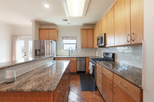 $295,000 | 2424 Navigation Boulevard, Unit D, Houston, TX 77003
